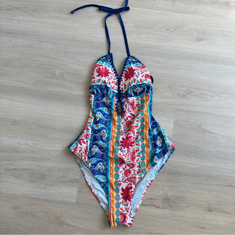 Cupshe Women’s Floral One Piece in Blue and Red size medium